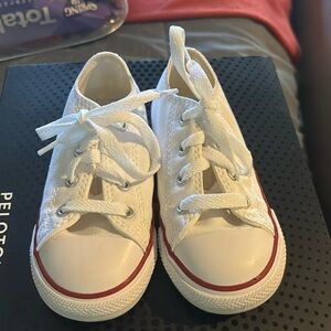 Converse All Stars “Chucks”